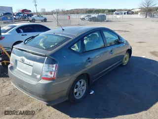 2005 Toyota Prius with VIN JTDKB20U853126713, listed as a IAAI auction lot 41830723 with 1 mi miles. Bid and sale history available at carsss.com. Image 4.