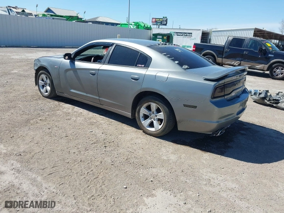 2014 Dodge Charger SE with VIN 2C3CDXBG1EH168709, listed as a IAAI auction lot 41872541 with 137,877 mi miles. Bid and sale history available at carsss.com. Image 3.