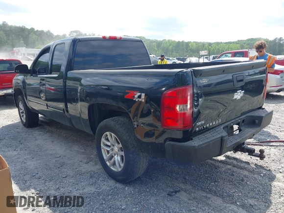 2009 Chevrolet Silverado 1500 LT with VIN 1GCEK29069Z184609, listed as a IAAI auction lot 42139639 with 223,536 mi miles and . Bid and sale history available at DreamBid. Image 3.