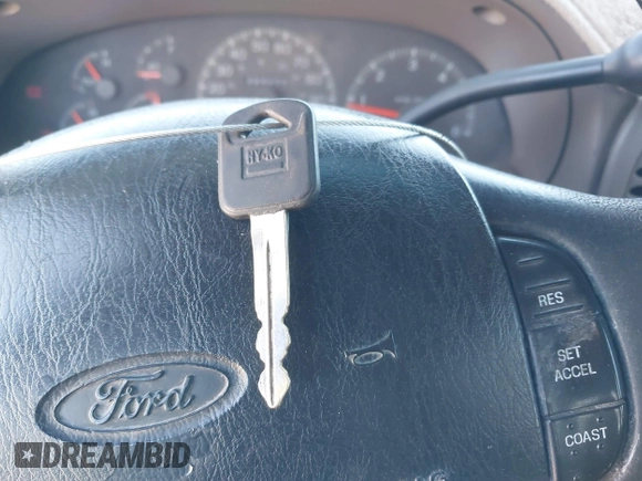 1997 Ford F-150 XL with VIN 1FTEX18LXVKB64986, listed as a IAAI auction lot 41901924 with 224,288 mi miles. Bid and sale history available at carsss.com. Image 11.