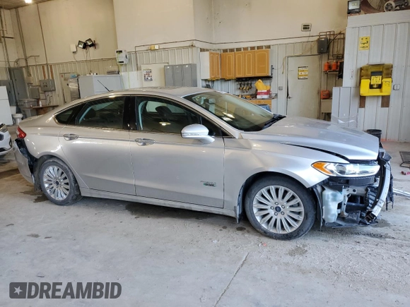 2014 Ford Fusion Titanium with VIN 3FA6P0SU9ER266393, listed as a Copart auction lot 59842455 with 144,701 mi miles and Salvage title. Bid and sale history available at DreamBid. Image 4.