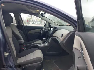2014 Chevrolet Cruze LS with VIN 1G1PA5SH1E7456088, listed as a IAAI auction lot 41977358 with 133,499 mi miles. Bid and sale history available at carsss.com. Image 5.