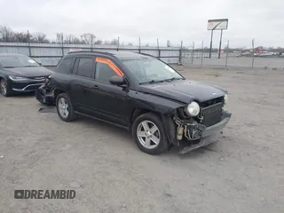2008 Jeep Compass Sport with VIN 1J8FT47058D519816, listed as a IAAI auction lot 41694184 with 238,719 mi miles. Bid and sale history available at carsss.com. Image 1.