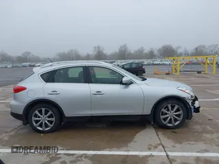 2015 Infiniti QX50 z VIN JN1BJ0HR6FM772516, wystawiony jako IAAI lot #41999873 z przebiegiem 100 673 mil mil oraz . Historia ofert i sprzedaży dostępna na DreamBid. Obrazek 14.