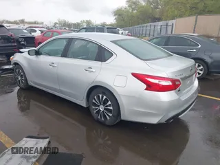 2017 Nissan Altima S with VIN 1N4AL3AP3HC293255, listed as a IAAI auction lot 42053787 with 98,204 mi miles and . Bid and sale history available at DreamBid. Image 3.