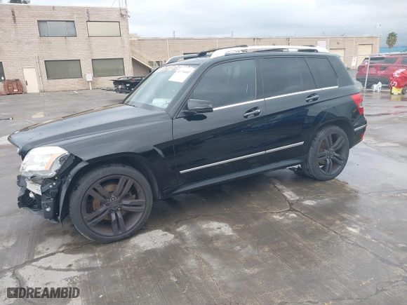 2012 Mercedes-Benz GLK-Class GLK 350 with VIN WDCGG8HB3CF912437, listed as a IAAI auction lot 41734683 with 127,572 mi miles. Bid and sale history available at carsss.com. Image 18.