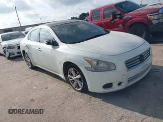 2014 Nissan Maxima SV with VIN 1N4AA5AP6EC446580, listed as a IAAI auction lot 42762381 with 184,665 mi miles and . Bid and sale history available at DreamBid. Image 1.