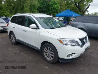 2014 Nissan Pathfinder S z VIN 5N1AR2MM4EC641494, wystawiony jako IAAI lot #42298487 z przebiegiem 142 360 mil mil oraz . Historia ofert i sprzedaży dostępna na DreamBid. Obrazek 1.