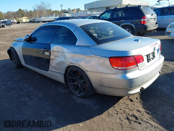 2007 BMW 3 Series 335i with VIN WBAWL73507PX45704, listed as a IAAI auction lot 41752465 with 999,999 mi miles. Bid and sale history available at carsss.com. Image 3.