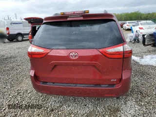 2015 Toyota Sienna XLE с VIN 5TDYK3DC2FS565567, выставлен на аукционе Copart как лот 51822235 с пробегом Не указан миль и Списание • Salvage title. История ставок и продаж доступна на DreamBid. Изображение 6.