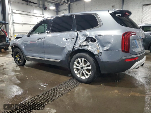 2020 Kia Telluride LX with VIN 5XYP2DHCXLG050143, listed as a Copart auction lot 51328465 with 147,557 mi miles and Salvage Title. Bid and sale history available at carsss.com. Image 2.