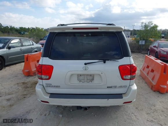 2006 Toyota Sequoia Limited with VIN 5TDBT48A86S270247, listed as a IAAI auction lot 41599079 with 317,733 mi miles. Bid and sale history available at carsss.com. Image 16.