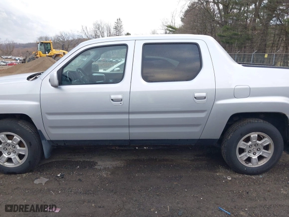 2008 Honda Ridgeline RTS with VIN 2HJYK16488H503517, listed as a IAAI auction lot 41838148 with 173,033 mi miles. Bid and sale history available at carsss.com. Image 14.