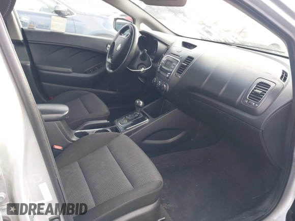 2017 Kia Forte LX with VIN 3KPFK4A71HE096490, listed as a IAAI auction lot 42085810 with 152,924 mi miles. Bid and sale history available at carsss.com. Image 5.