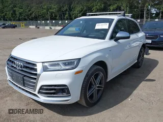 2018 Audi SQ5 Prestige z VIN WA1C4AFY4J2124874, wystawiony jako IAAI lot #42442773 z przebiegiem 86 612 mil mil oraz . Historia ofert i sprzedaży dostępna na DreamBid. Obrazek 2.