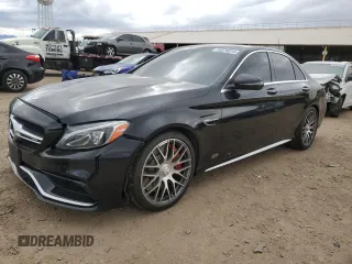 2017 Mercedes-Benz C 63 S AMG z VIN 55SWF8HB9HU185593, wystawiony jako Copart lot #49576814 z przebiegiem 73 080 mil mil oraz . Historia ofert i sprzedaży dostępna na DreamBid. Obrazek 1.