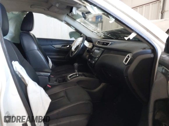 2016 Nissan Rogue SL with VIN 5N1AT2MV0GC770880, listed as a IAAI auction lot 41398955 with Not Provided miles and . Bid and sale history available at DreamBid. Image 5.
