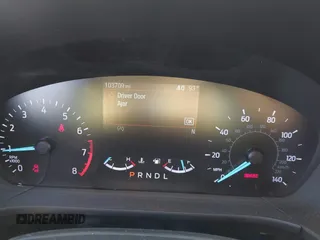 2020 Ford Escape SE z VIN 1FMCU9G65LUA37862, wystawiony jako IAAI lot #41679090 z przebiegiem 103 709 mil mil oraz . Historia ofert i sprzedaży dostępna na DreamBid. Obrazek 7.