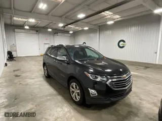 2020 Chevrolet Equinox Premier with VIN 2GNAXNEV8L6260148, listed as a IAAI auction lot 42043310 with 83,865 mi miles. Bid and sale history available at carsss.com. Image 1.