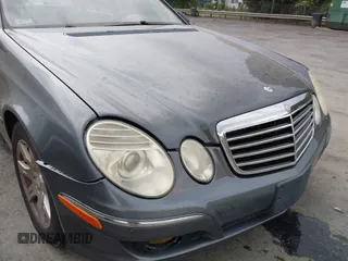 2008 Mercedes-Benz E-Class 3.0L with VIN WDBUF22X78B224919, listed as a IAAI auction lot 42106087 with 274,844 mi miles. Bid and sale history available at carsss.com. Image 6.