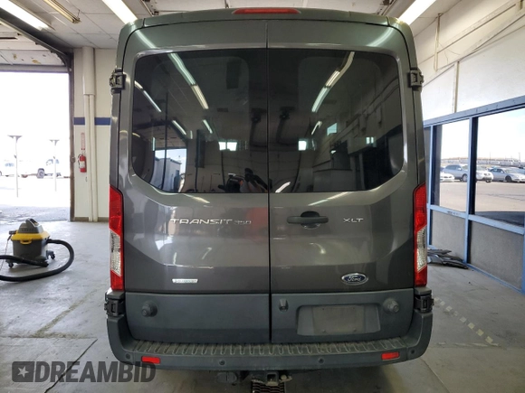 2017 Ford Transit Passenger XL z VIN 1FBAX2CG1HKB53933, wystawiony jako Copart lot #71835964 z przebiegiem 118 240 mil mil oraz Szkoda całkowita • Salvage title. Historia ofert i sprzedaży dostępna na DreamBid. Obrazek 6.