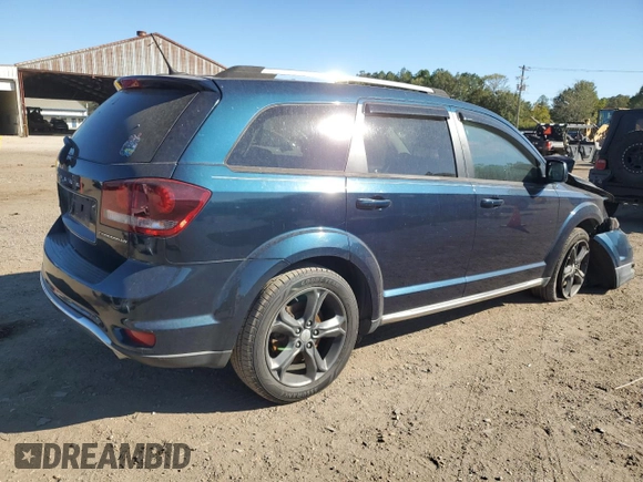 2014 Dodge Journey Crossroad with VIN 3C4PDCGG3ET261818, listed as a Copart auction lot 41440525 with Not provided miles and Salvage title. Bid and sale history available at DreamBid. Image 3.