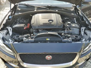 2017 Jaguar F-Pace 20d R-Sport with VIN SADCL2BN3HA097049, listed as a Copart auction lot 71274544 with 131,117 mi miles and Clean Title. Bid and sale history available at DreamBid. Image 12.