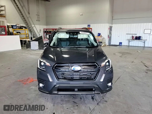 2024 Subaru Forester Limited с VIN JF2SKALC5RH431996, выставлен на аукционе Copart как лот 55938425 с пробегом 5 094 миль миль и Списание • Salvage title. История ставок и продаж доступна на DreamBid. Изображение 14.