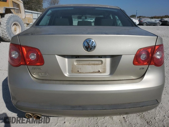 2006 Volkswagen Jetta Sedan Value Edition with VIN 3VWPF71K66M797928, listed as a Copart auction lot 77467084 with 135,486 mi miles and Salvage Title. Bid and sale history available at carsss.com. Image 6.
