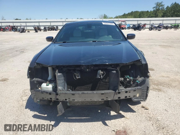 2018 Chrysler 300 S z VIN 2C3CCABG6JH222709, wystawiony jako Copart lot #52041445 z przebiegiem 145 578 mil mil oraz Szkoda całkowita • Salvage title. Historia ofert i sprzedaży dostępna na DreamBid. Obrazek 5.