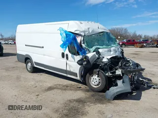 2018 Ram ProMaster Cargo with VIN 3C6URVJG2JE102819, listed as a IAAI auction lot 41633724 with Not Provided miles. Bid and sale history available at carsss.com. Image 1.