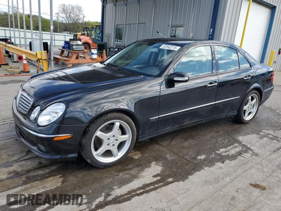 2006 Mercedes-Benz E 500 z VIN WDBUF70J76A869293, wystawiony jako Copart lot #52042215 z przebiegiem 136 742 mil mil oraz Szkoda całkowita • Salvage title. Historia ofert i sprzedaży dostępna na DreamBid. Obrazek 1.