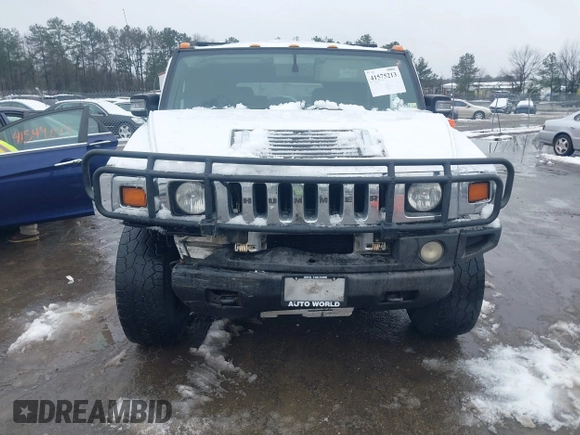 2007 Hummer H2 SUV z VIN 5GRGN23U07H111605, wystawiony jako IAAI lot #41575213 z przebiegiem 179 618 mil mil oraz . Historia ofert i sprzedaży dostępna na DreamBid. Obrazek 12.