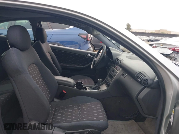 2002 Mercedes-Benz C 230/260/280/320 with VIN WDBRN47J52A348094, listed as a IAAI auction lot 42725808 with 126,724 mi miles and . Bid and sale history available at DreamBid. Image 5.