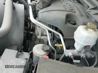 2011 Ram 1500 Big Horn z VIN 1D7RV1GT5BS613484, wystawiony jako IAAI lot #42350712 z przebiegiem 165 891 mil mil oraz . Historia ofert i sprzedaży dostępna na DreamBid. Obrazek 19.