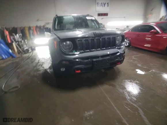 2021 Jeep Renegade Trailhawk with VIN ZACNJDC18MPM29592, listed as a Copart auction lot 84726844 with 28,531 mi miles and Salvage Title. Bid and sale history available at carsss.com. Image 13.