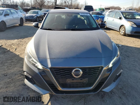 2020 Nissan Altima 2.5 SR with VIN 1N4BL4CV8LC152776, listed as a Copart auction lot 47453185 with 131,568 mi miles and Salvage Title. Bid and sale history available at carsss.com. Image 5.
