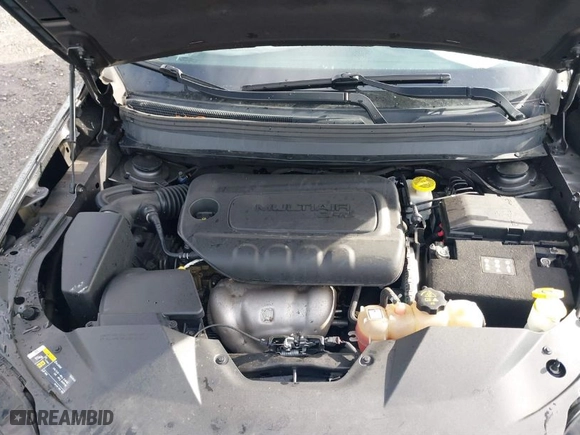 2019 Jeep Cherokee Latitude Plus with VIN 1C4PJMLB2KD317256, listed as a IAAI auction lot 41723541 with 61,322 mi miles. Bid and sale history available at carsss.com. Image 10.