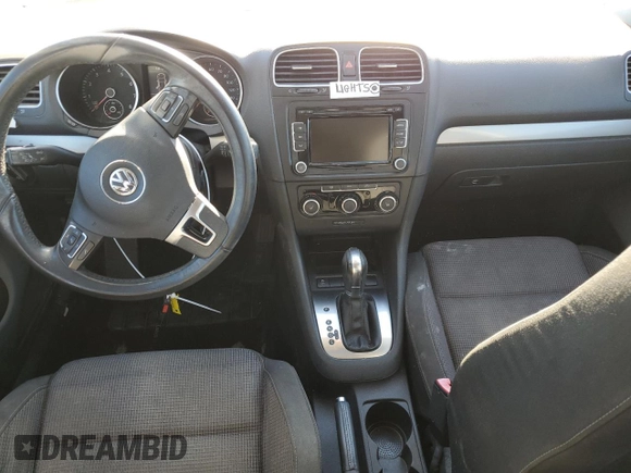 2014 Volkswagen Golf with VIN WVWDB7AJ9EW002927, listed as a Copart auction lot 85236304 with 133,592 mi miles and Salvage title. Bid and sale history available at DreamBid. Image 8.