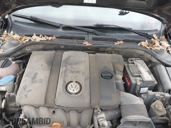 2012 Volkswagen Jetta SE with VIN 3VWDX7AJ4CM414622, listed as a IAAI auction lot 42681807 with 195,821 mi miles and . Bid and sale history available at DreamBid. Image 10.