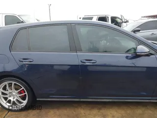 2017 Volkswagen Golf GTI S with VIN 3VW5T7AU3HM069990, listed as a IAAI auction lot 41554093 with 88,216 mi miles. Bid and sale history available at carsss.com. Image 14.