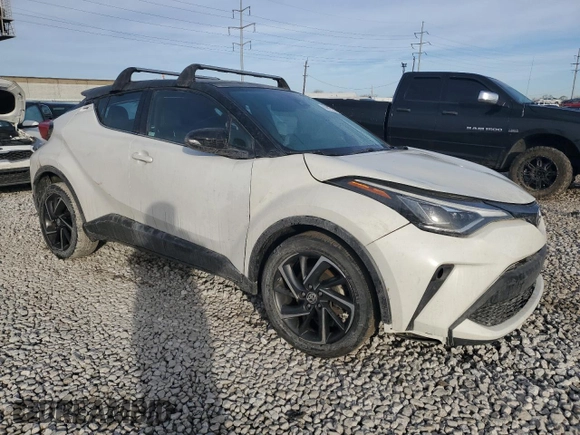 2022 Toyota C-HR XLE z VIN NMTKHMBX4NR145810, wystawiony jako Copart lot #43066335 z przebiegiem 40 462 mil mil oraz Czysty tytuł • Clean title. Historia ofert i sprzedaży dostępna na DreamBid. Obrazek 4.