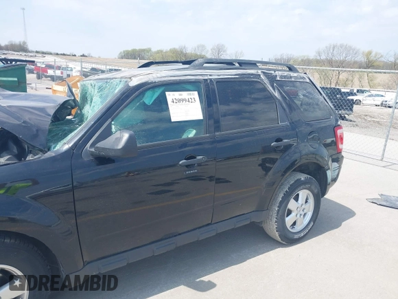 2012 Ford Escape XLT z VIN 1FMCU9DG0CKA83804, wystawiony jako IAAI lot #42099423 z przebiegiem Nie podano mil oraz . Historia ofert i sprzedaży dostępna na DreamBid. Obrazek 6.