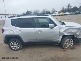 2016 Jeep Renegade Latitude with VIN ZACCJBBT9GPE07008, listed as a IAAI auction lot 41791902 with 82,529 mi miles. Bid and sale history available at carsss.com. Image 12.
