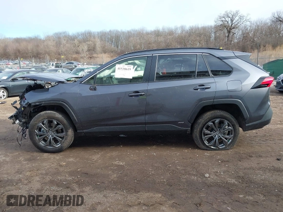 2024 Toyota RAV4 Hybrid XLE Premium with VIN JTMB6RFV8RD151477, listed as a IAAI auction lot 41538619 with 2,294 mi miles. Bid and sale history available at carsss.com. Image 14.