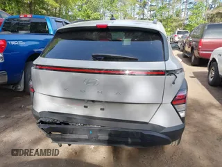 2025 Hyundai Kona SEL with VIN KM8HB3AB3SU215152, listed as a IAAI auction lot 42135218 with 21,664 mi miles and . Bid and sale history available at carsss.com. Image 17.