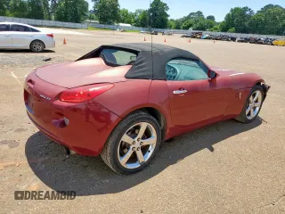 2006 Pontiac Solstice z VIN 1G2MB35B36Y116766, wystawiony jako Copart lot #57482765 z przebiegiem 173 564 mil mil oraz Szkoda całkowita • Salvage title. Historia ofert i sprzedaży dostępna na DreamBid. Obrazek 3.