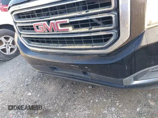2016 GMC Yukon XL SLE with VIN 1GKS1FKC6GR140418, listed as a IAAI auction lot 41843064 with 155,472 mi miles. Bid and sale history available at carsss.com. Image 6.