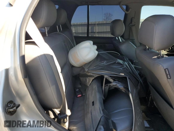 2000 Infiniti QX4 with VIN JNRAR07Y1YW077992, listed as a Copart auction lot 45572015 with 202,385 mi miles and Salvage Title. Bid and sale history available at DreamBid. Image 11.