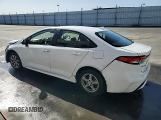 2022 Toyota Corolla LE with VIN JTDEPMAE5NJ199454, listed as a Copart auction lot 44672455 with 109,676 mi miles and Clean Title. Bid and sale history available at carsss.com. Image 2.